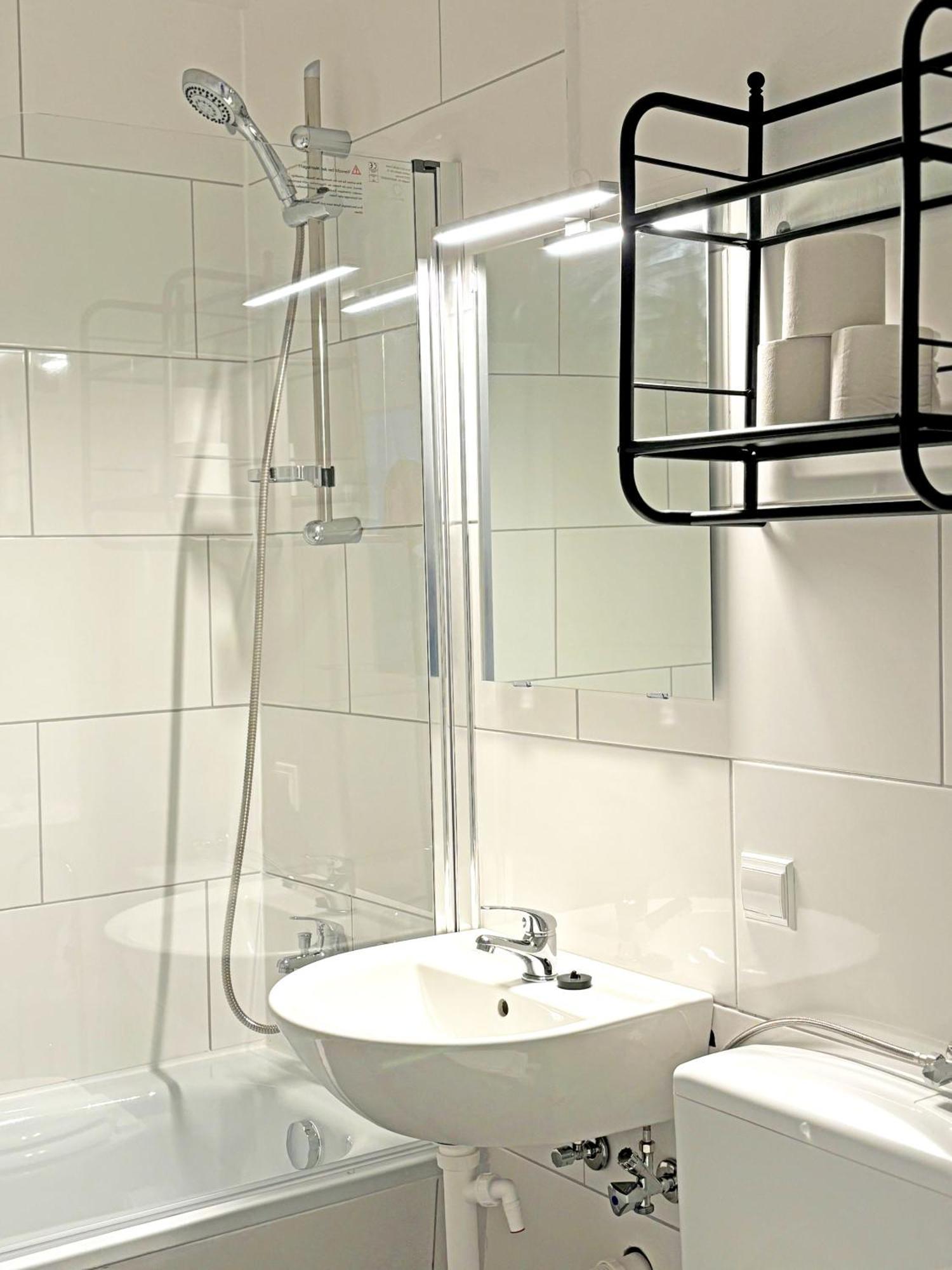 Hammerhotel Apartments - Fontanestrasse 3 - 06126 - Halle  Εξωτερικό φωτογραφία